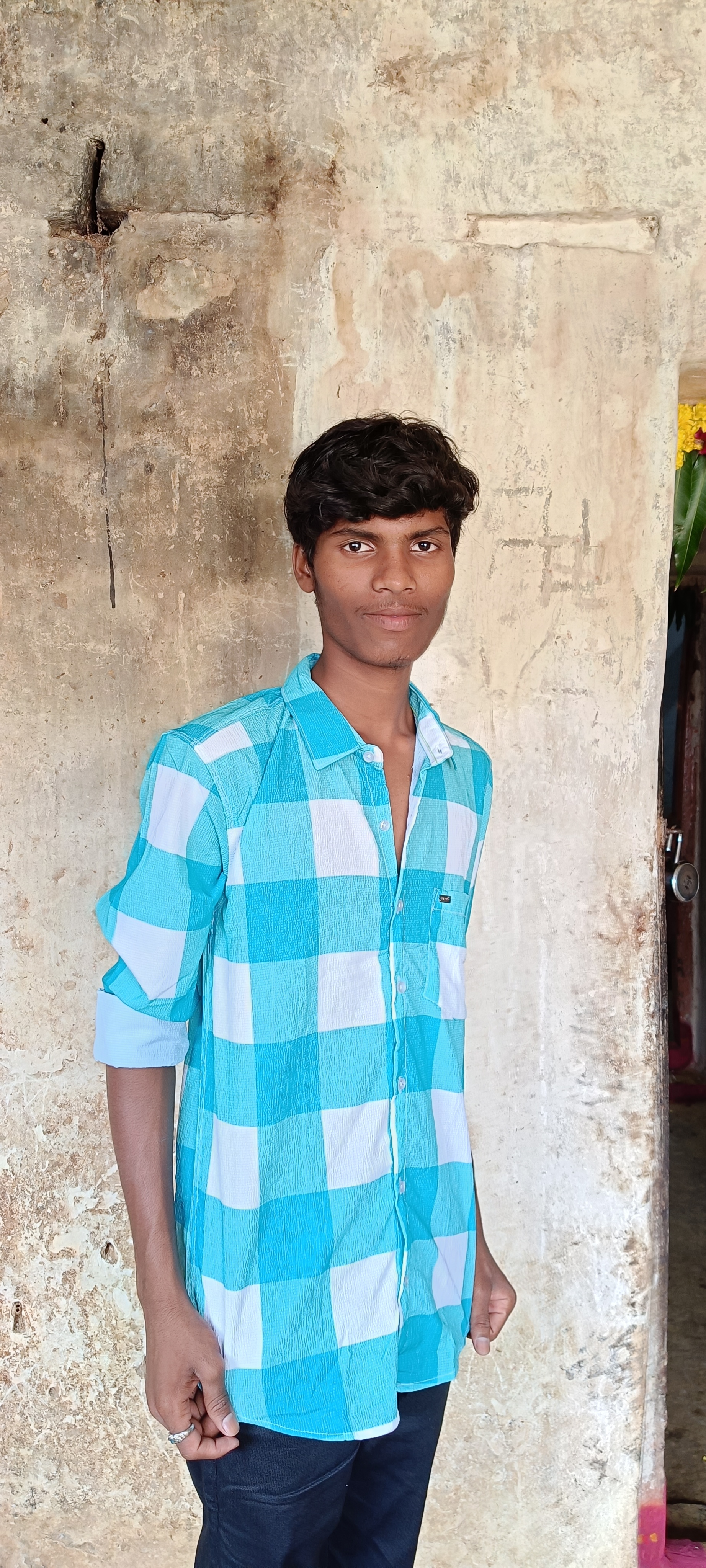 V Guruvendra