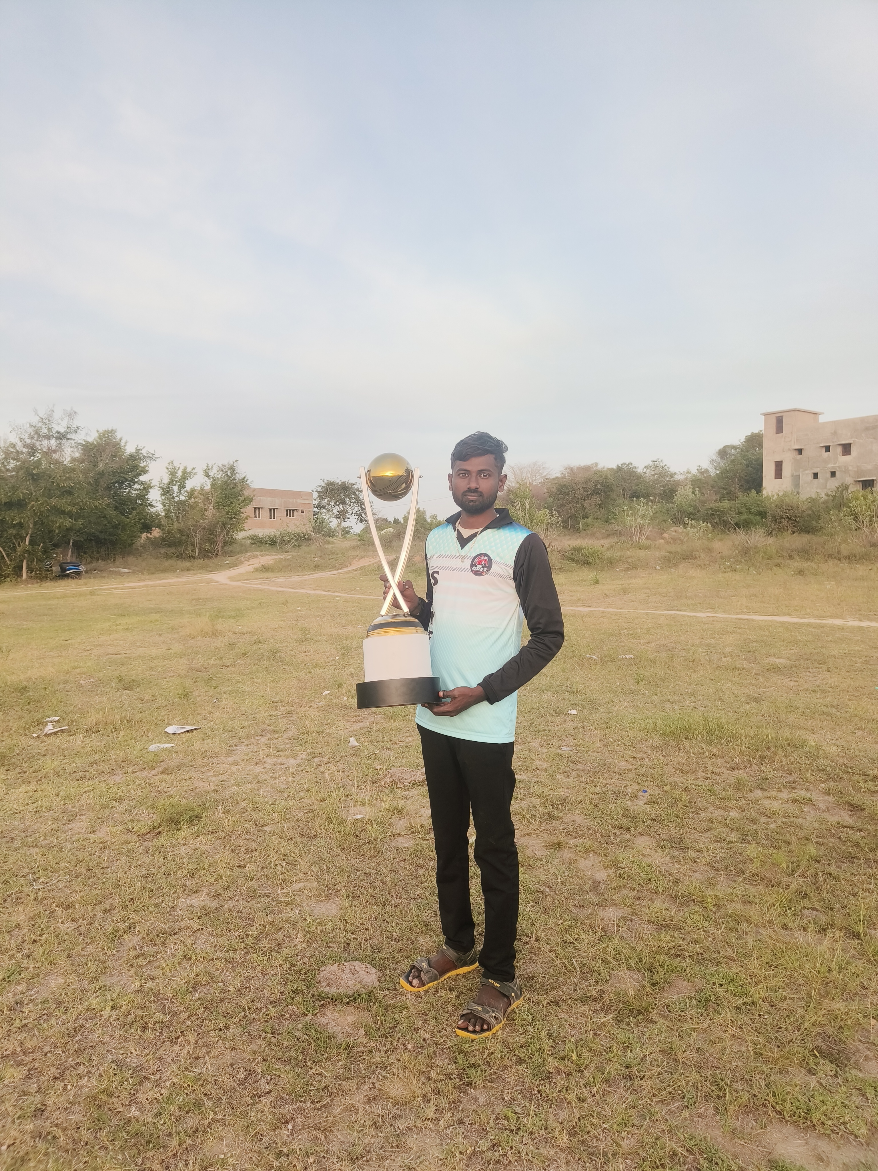V Sathya raj 