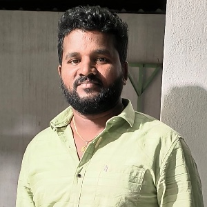 V VAJRAVELU